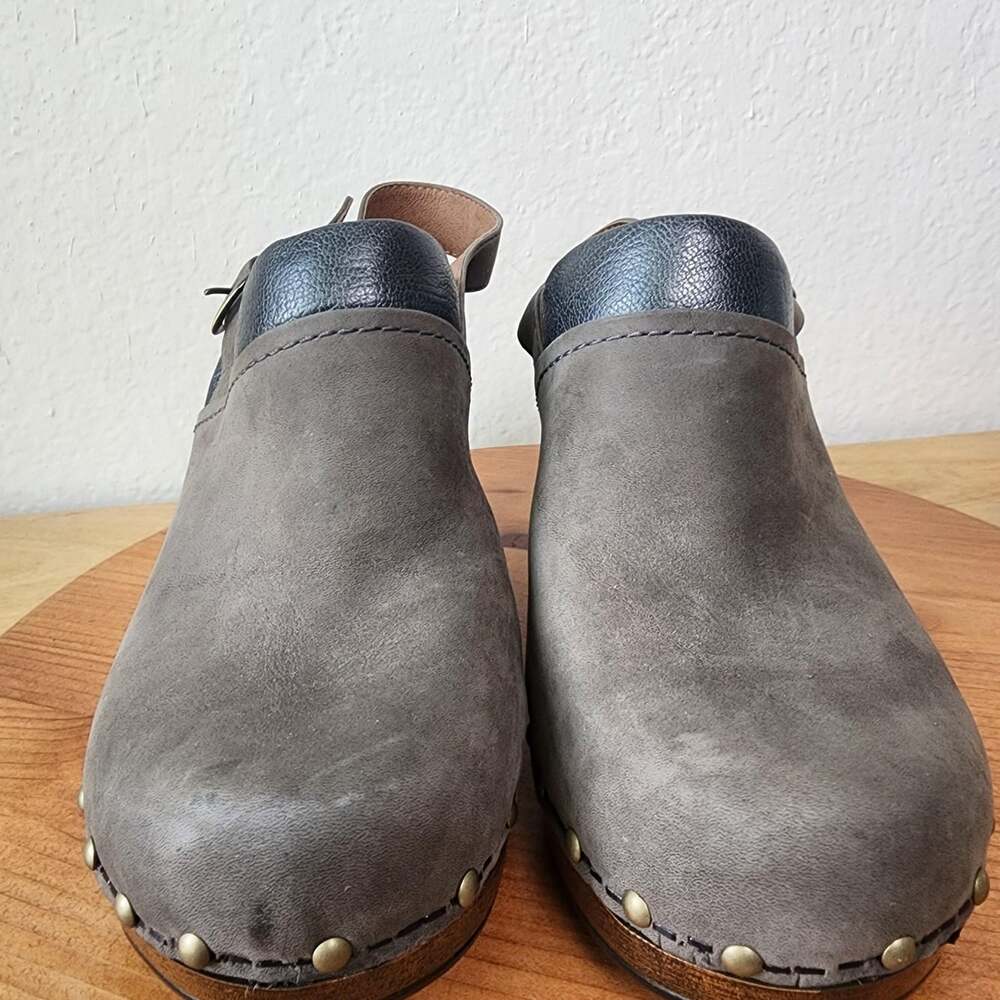 Dansko Shoes Womens Size 9.5 EU 40 Gray Leather Slingback Studded Platform Heel - Picture 7 of 13